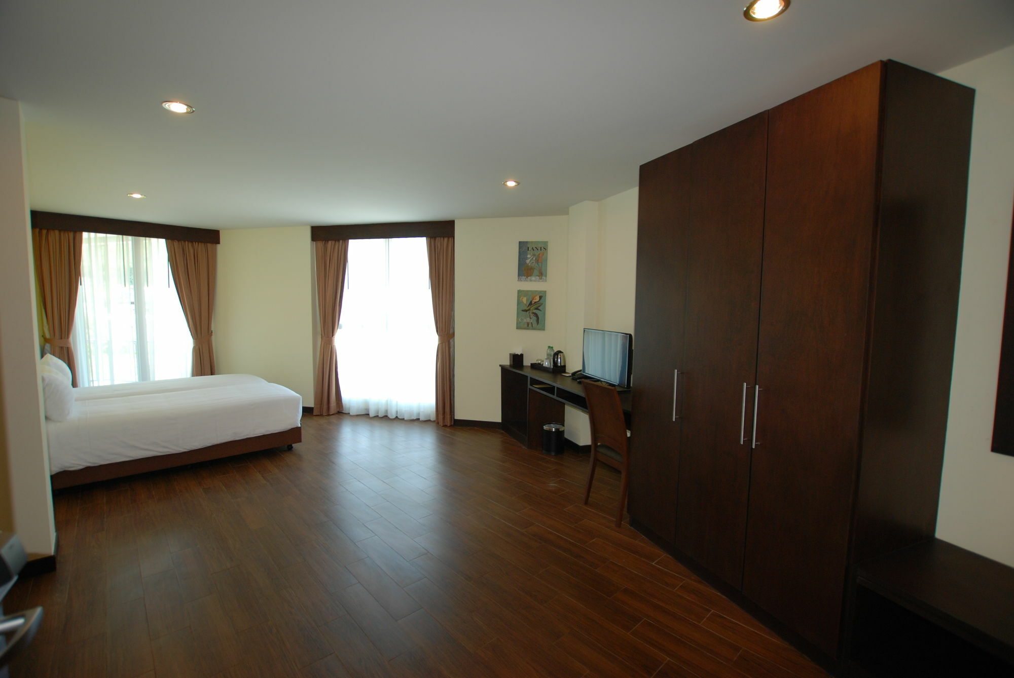 Paksaa Boutique Hotel Patong Eksteriør billede