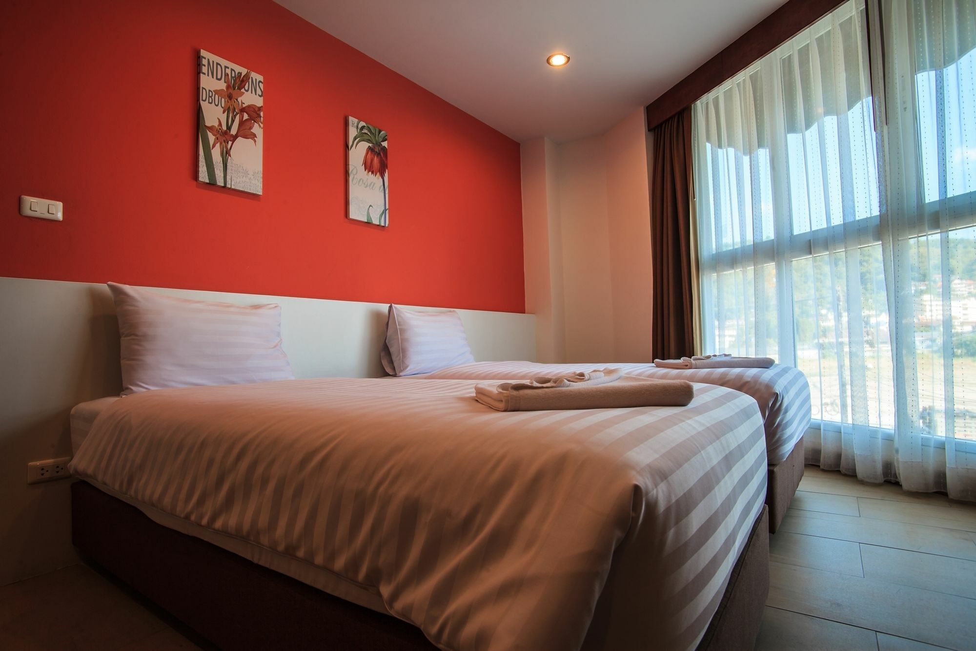 Paksaa Boutique Hotel Patong Eksteriør billede