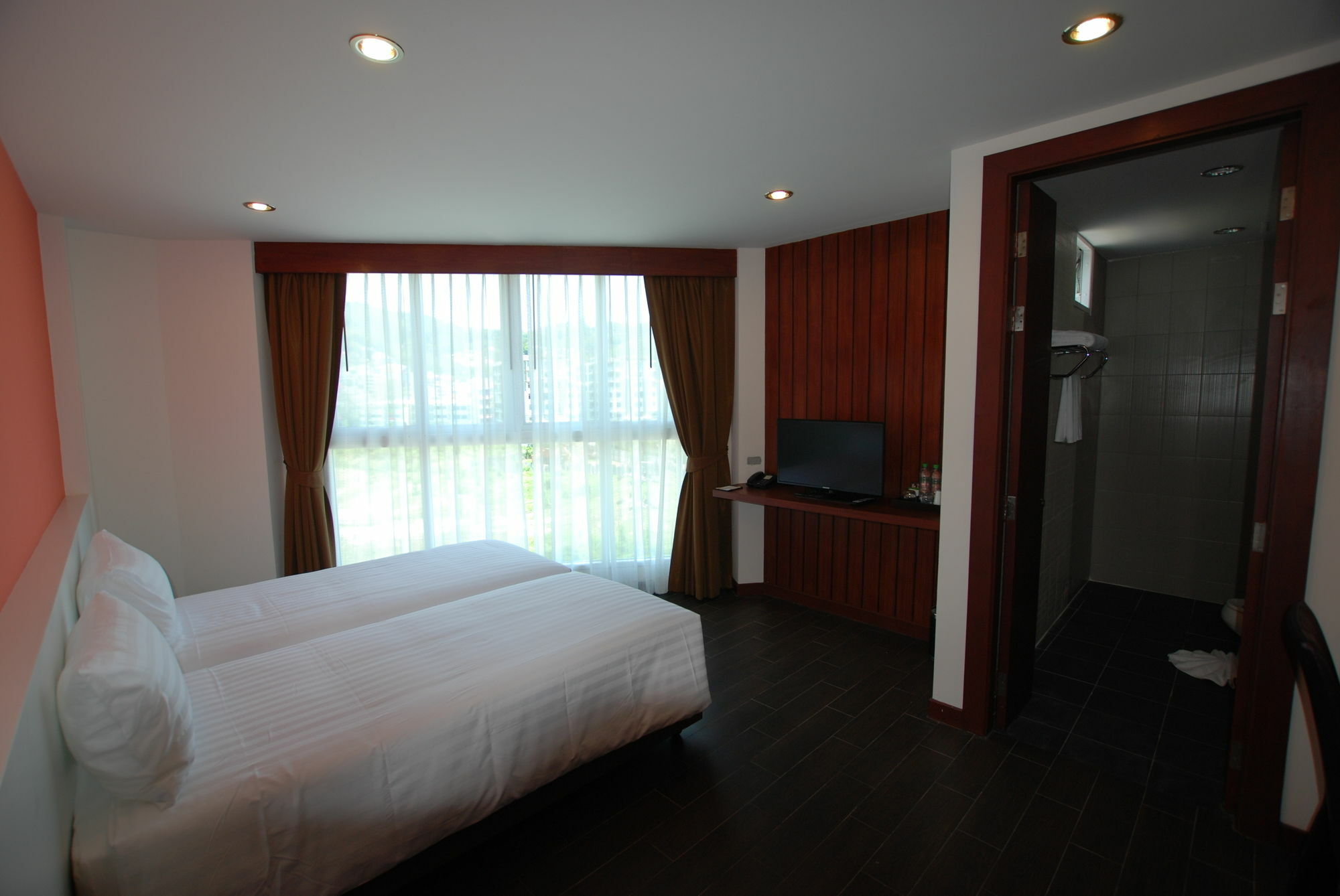 Paksaa Boutique Hotel Patong Eksteriør billede