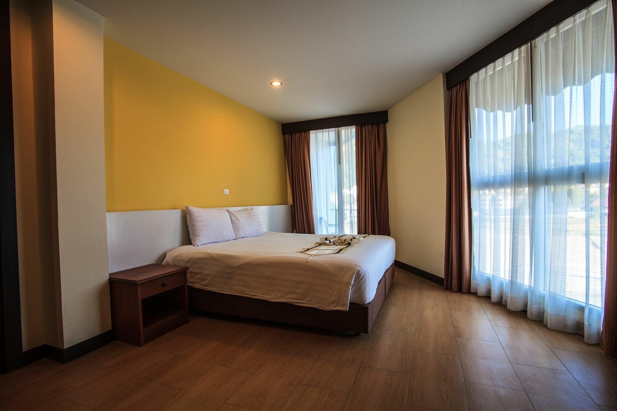 Paksaa Boutique Hotel Patong Eksteriør billede